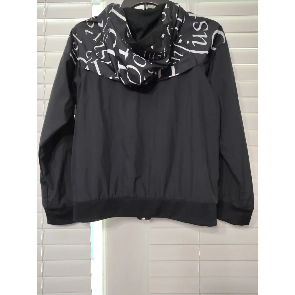 Nike Boys Sportswear Wind Runner Just Do It Hooded Jacket in Black Size Medium